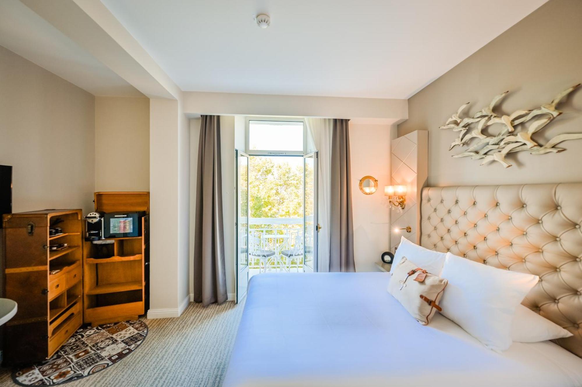Grand Des Sablettes Plage, Curio Collection By Hilton Hotel La Seyne-sur-Mer