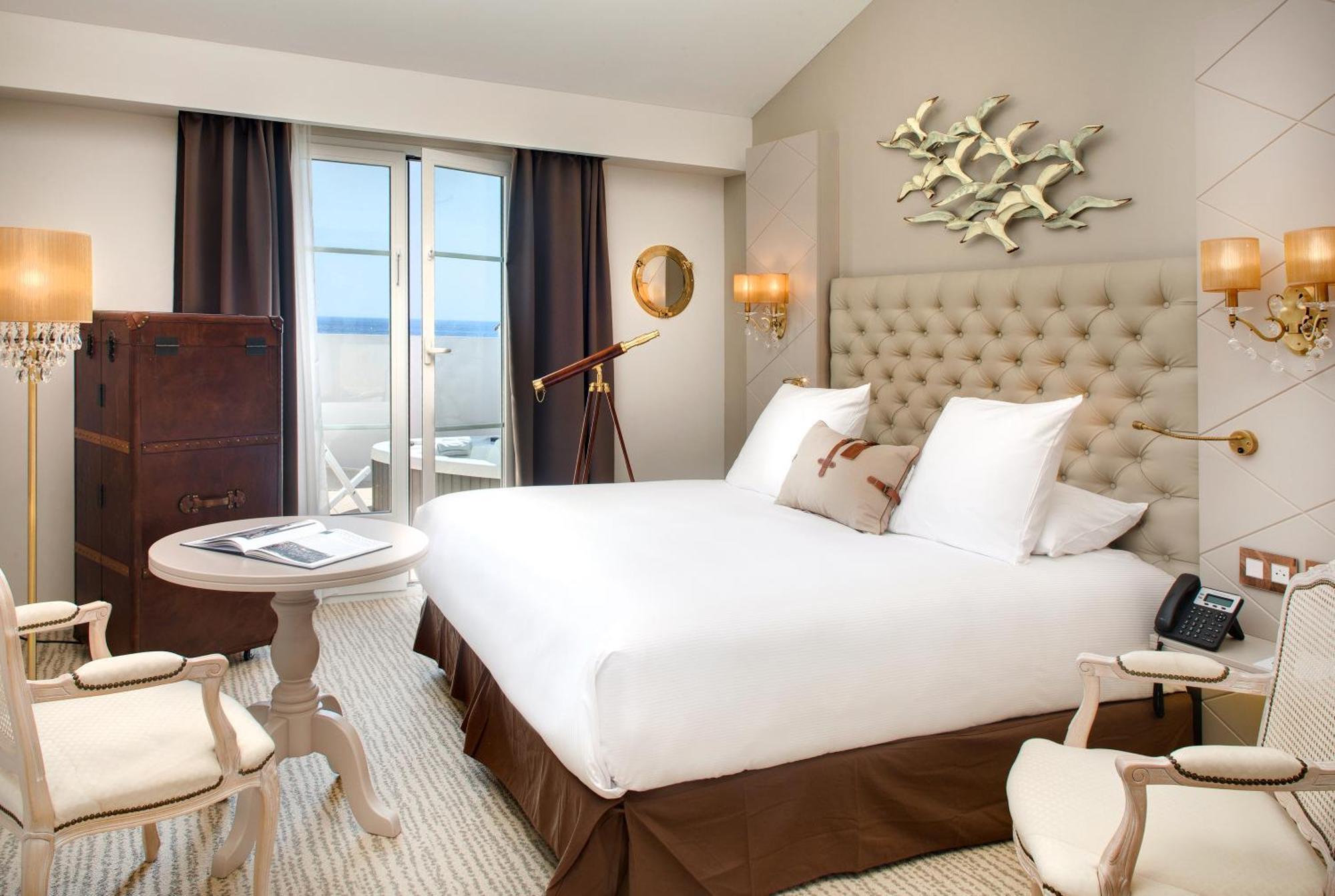 Hotel Grand Des Sablettes Plage, Curio Collection By Hilton La Seyne-sur-Mer