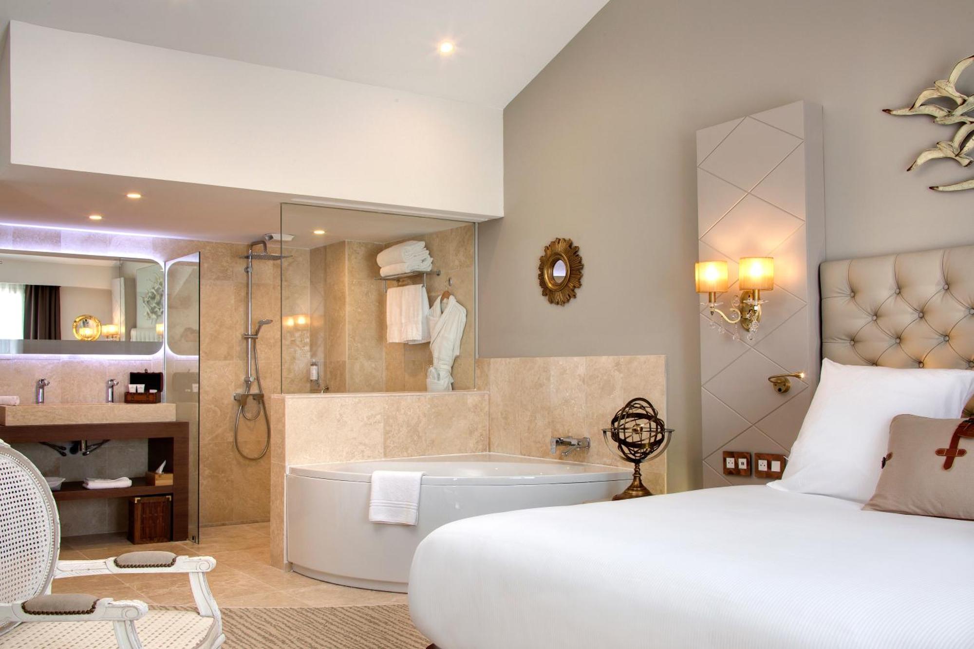 Grand Des Sablettes Plage, Curio Collection By Hilton Hotel La Seyne-sur-Mer